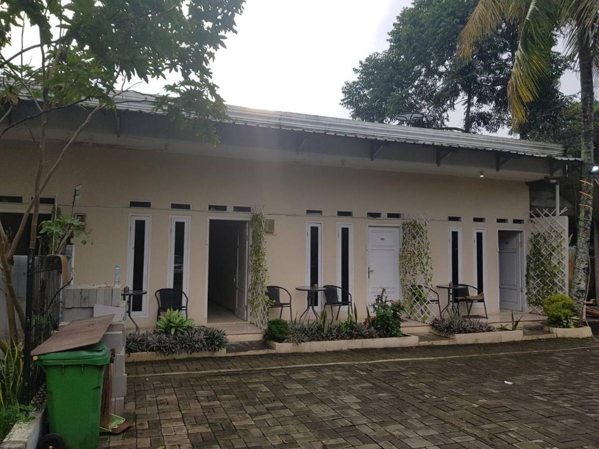 Bakom Inn Syariah ボゴール エクステリア 写真
